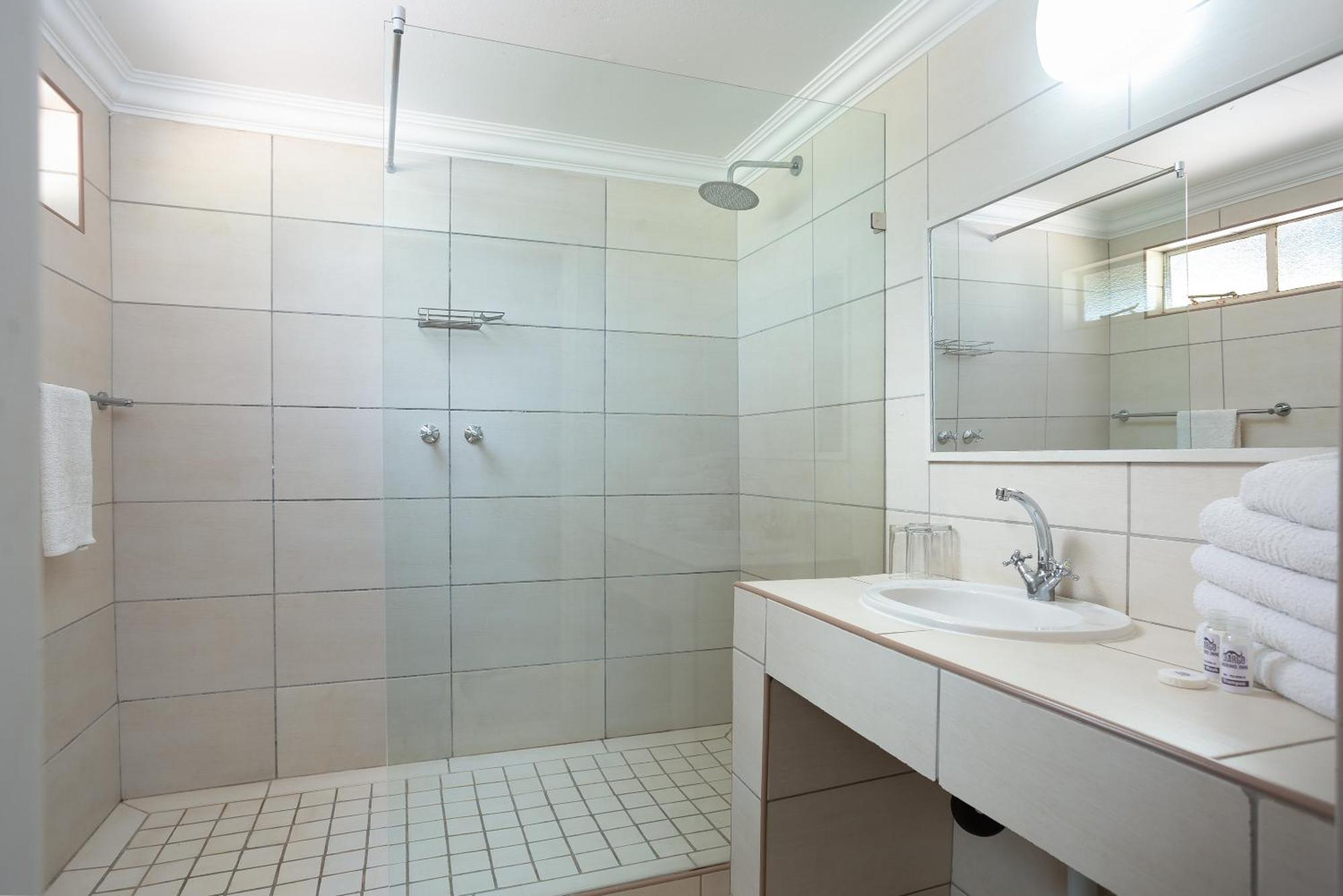Merino Inn Hotel Колсберг Экстерьер фото