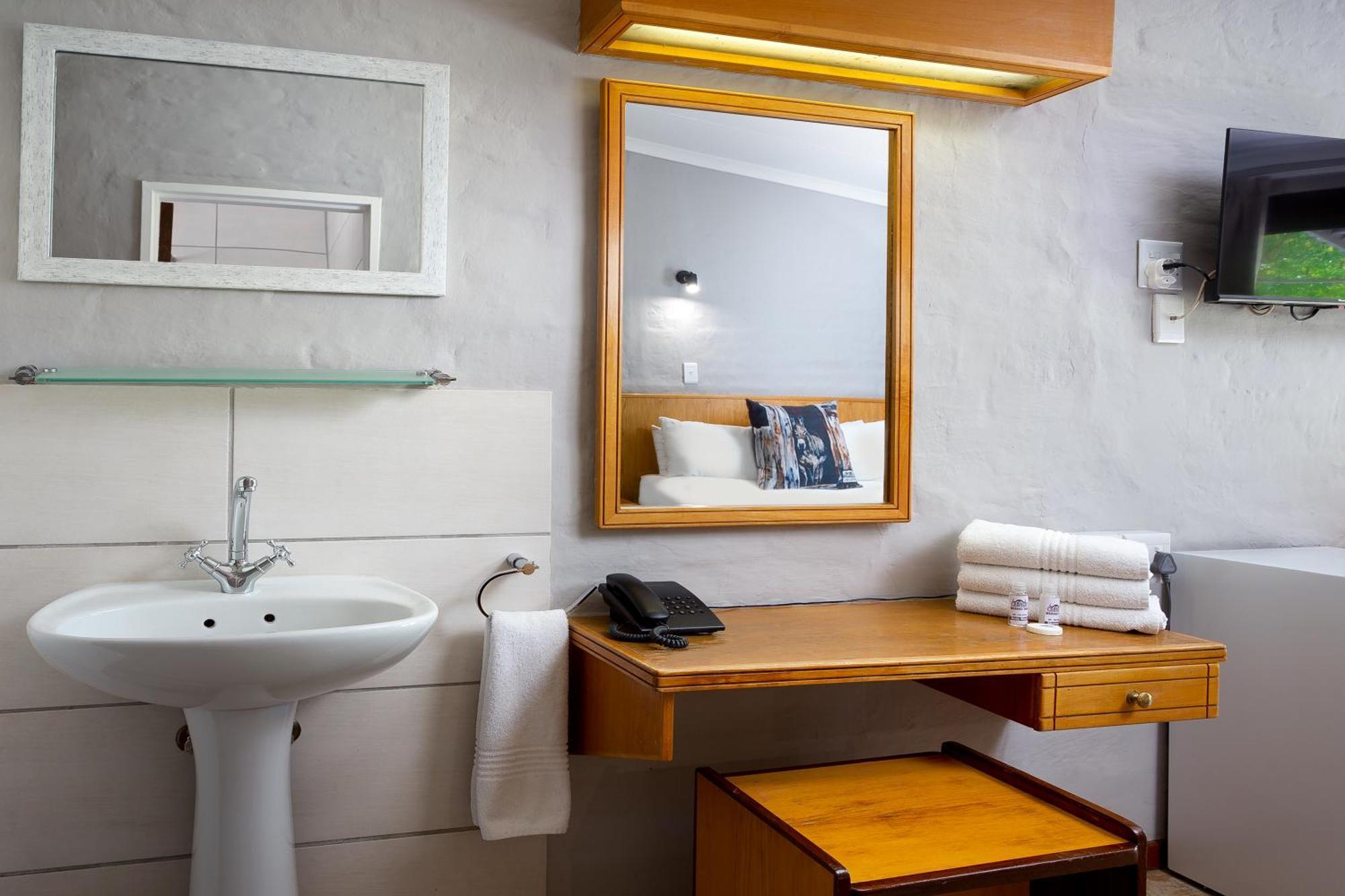 Merino Inn Hotel Колсберг Экстерьер фото